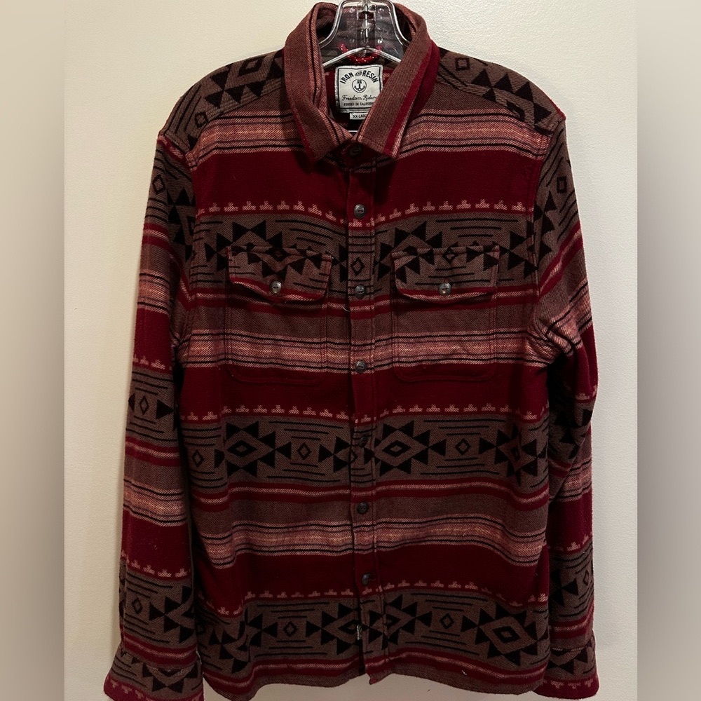 Iron & Resin Taos Shirt XXL (fits more like an XL)